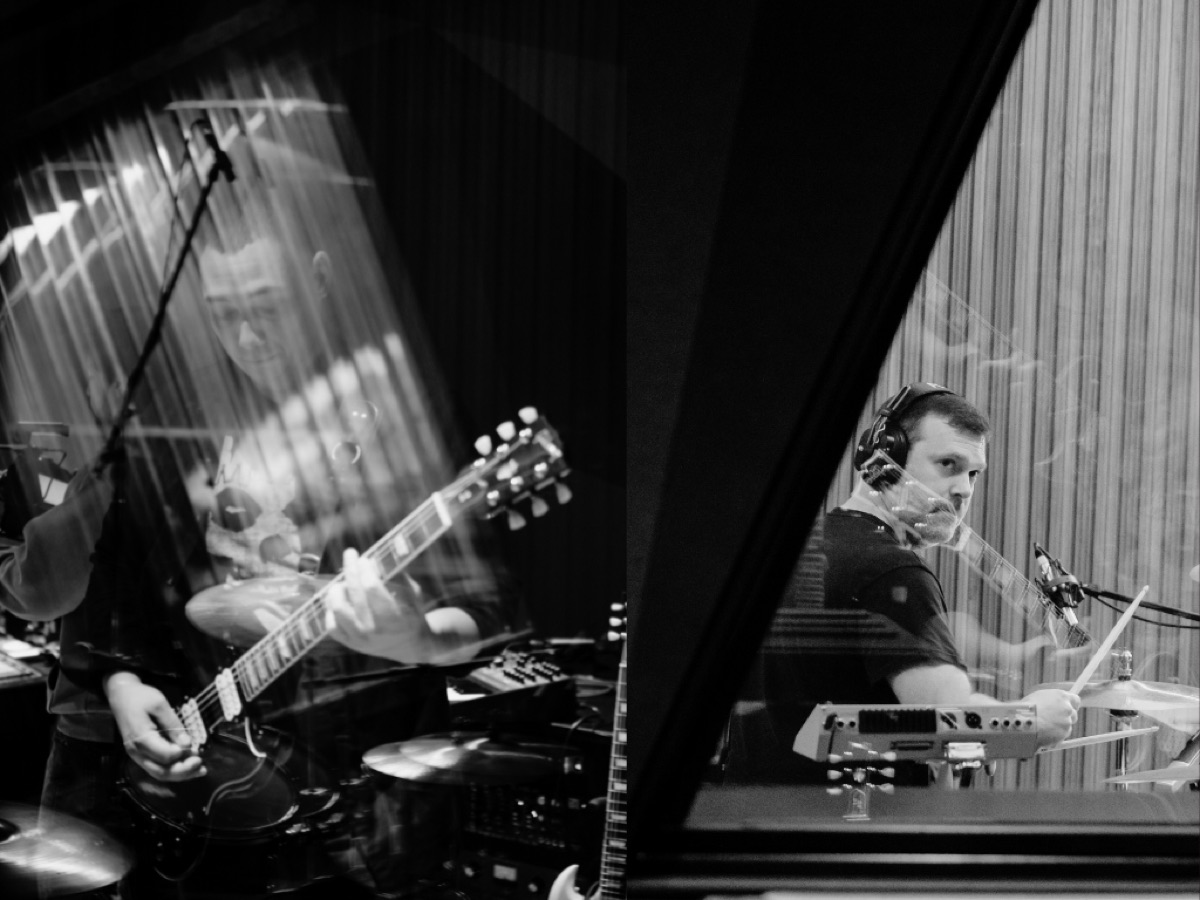 Guitar and drums in the studio
